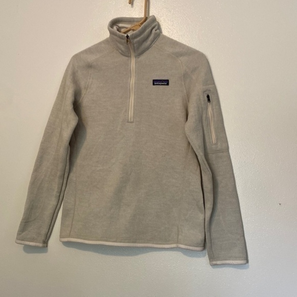 Patagonia oatmeal long sleeve  mid zip arm pocket sweatshirt small
